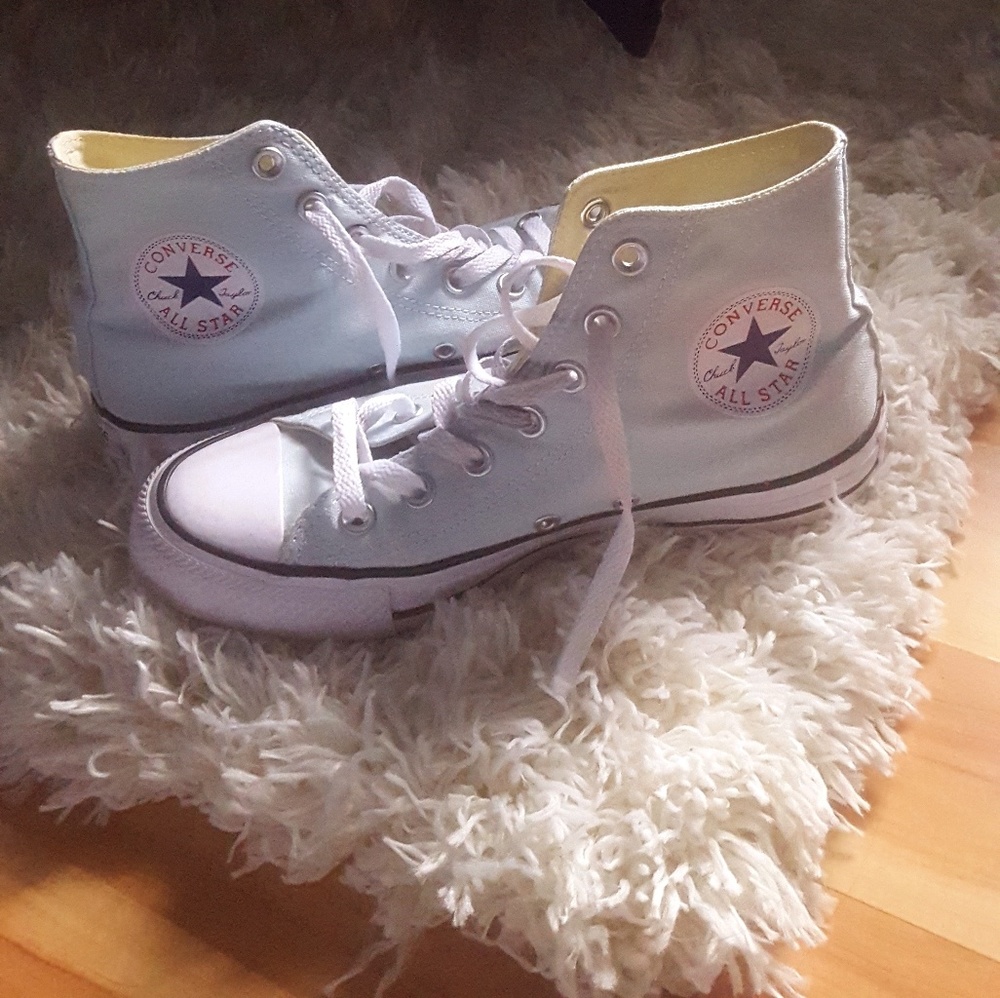 High Top Converse One Star sneakers